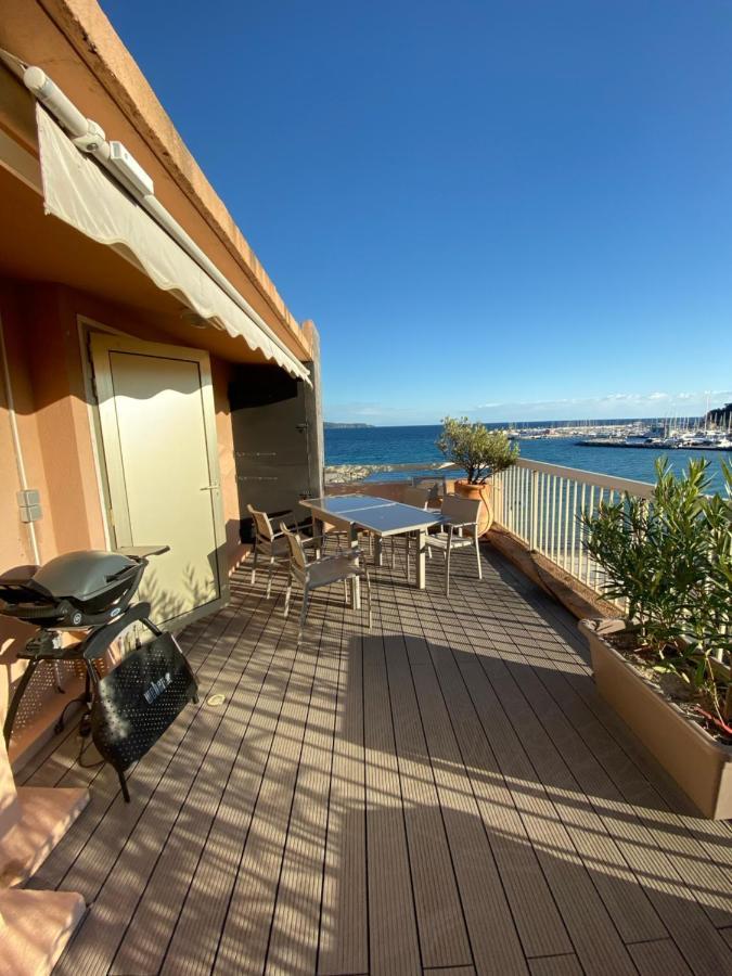 T2 en duplex avec solarium face mer Cavalaire-sur-Mer Extérieur photo