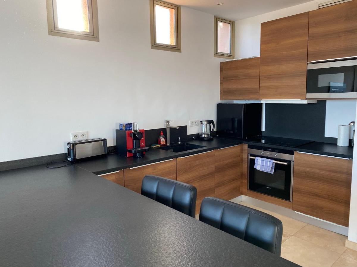T2 en duplex avec solarium face mer Cavalaire-sur-Mer Extérieur photo